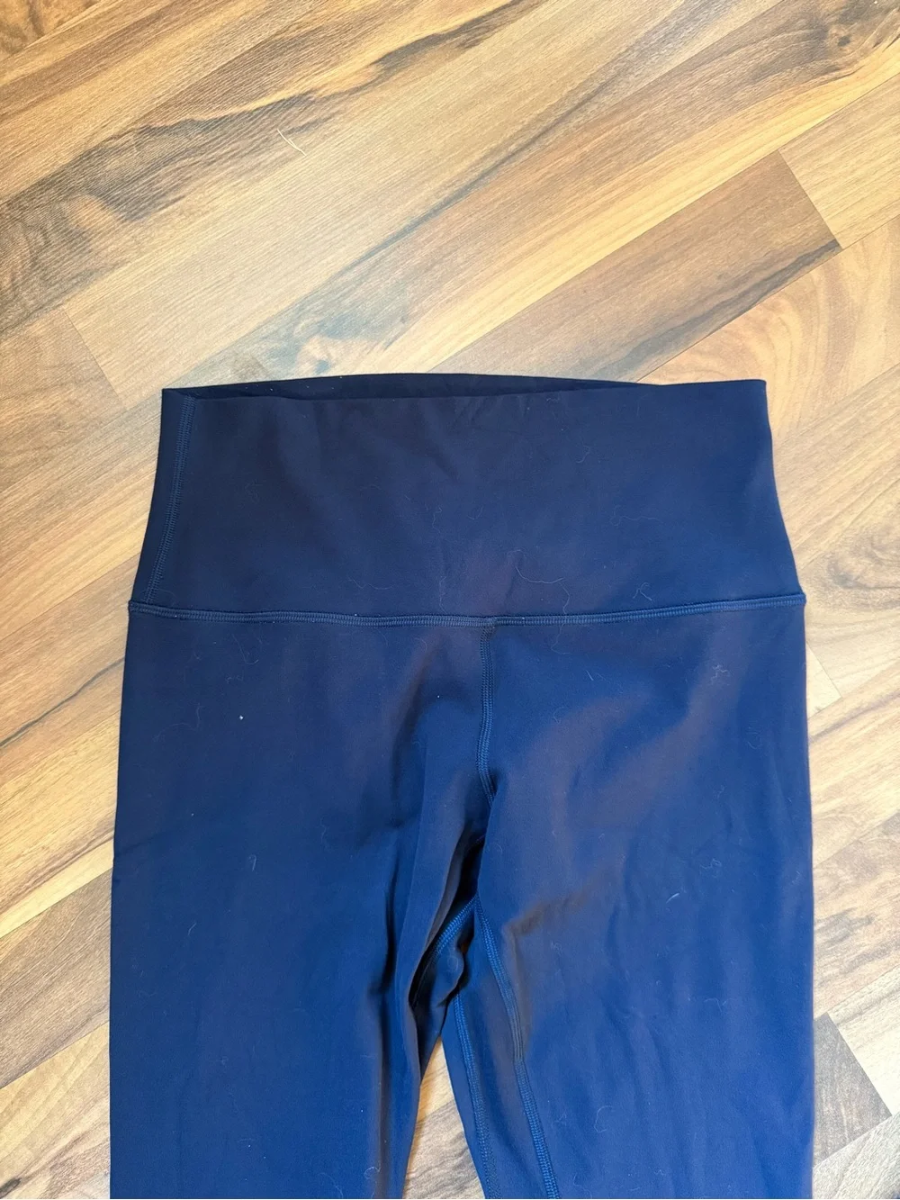 Lululemon High-Rise Leggings - Navy - Size 6 square dot